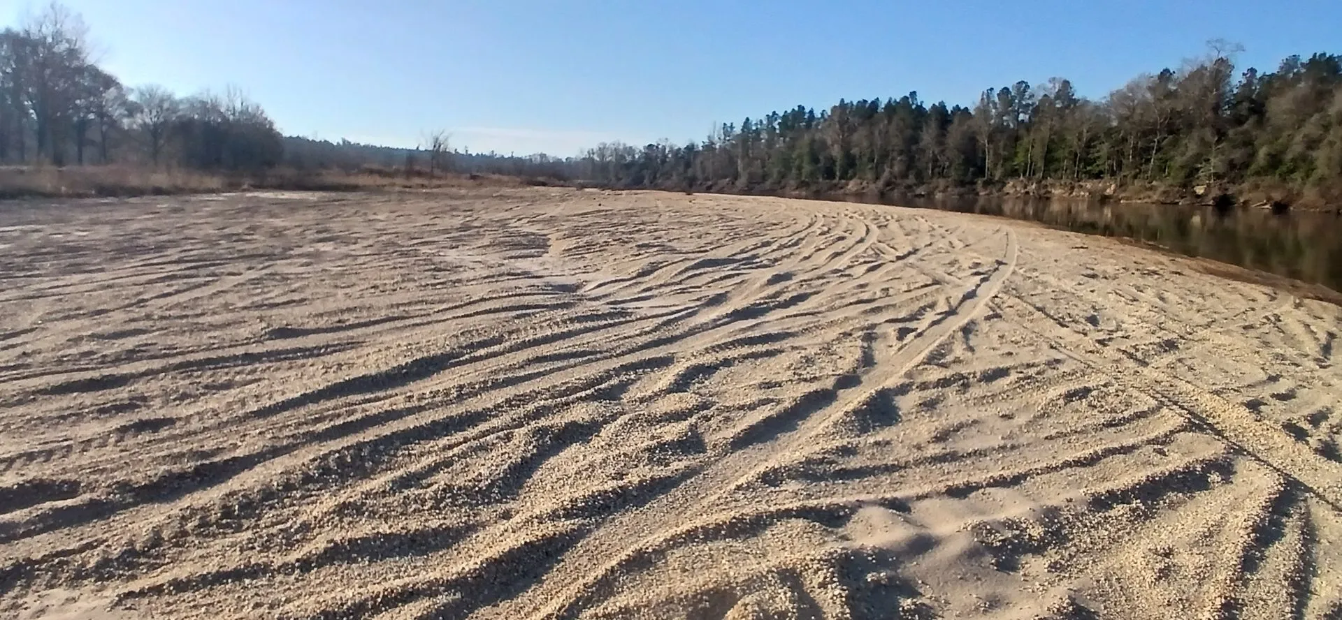 Tracked-out graded ground